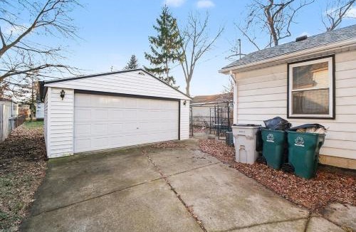 Hazel Park Apartment | Eagle House