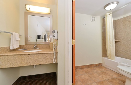 Charleston Hotel | Eagle Inn Charleston