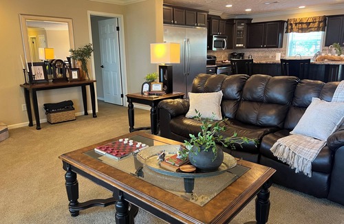 Sondheimer House | Eagle Lake Hideaway nBeautiful 3 bedroom Lakefront homenPeaceful Private lot