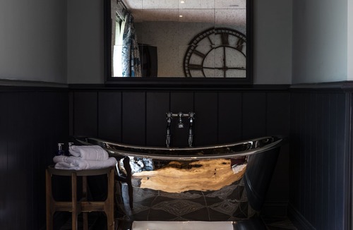 Houghton Bed & Breakfast | Eagle Mill