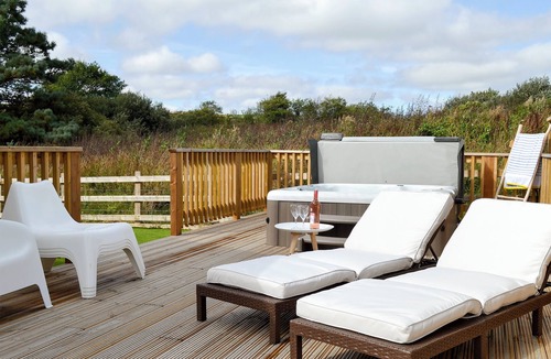 Winnard's Perch Cottage | Eagle Owl Lodge-UKC3770