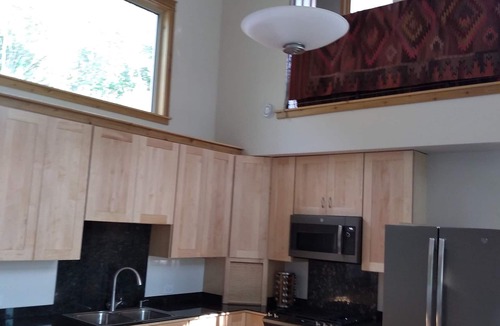 Eagle River House | Eagle Peak Mountain House