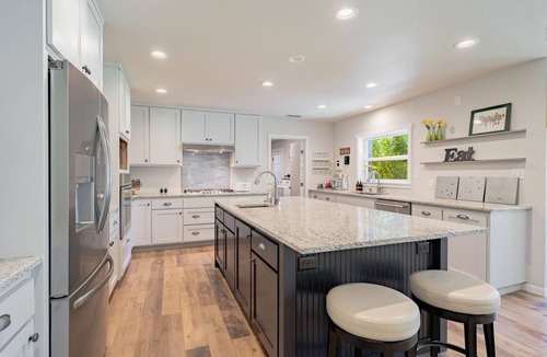 Athens House | Eagle Pines - Lakefront Pickleball Bunk Room Fire Pit