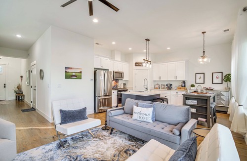 Eagle Point House | Eagle Point Golf Retreat: Pool Access + Patio!