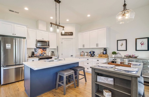 Eagle Point House | Eagle Point Golf Retreat: Pool Access + Patio!