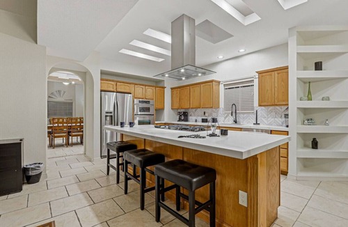 Festival Hills House | Eagle Point Mountain View Retreat w Pool