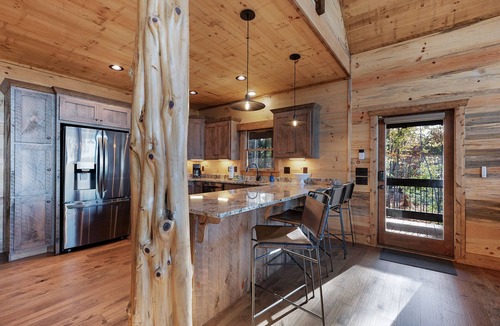 Aska Cabin | Eagle Ridge- Blue Ridge GA