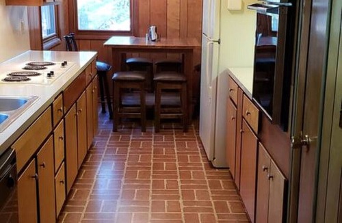 Conover Cottage | Eagle River/Conover House -Come Explore NearTrails
