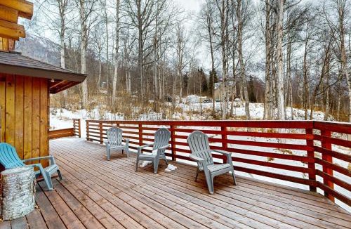 Eagle River House | Eagle River Retreat