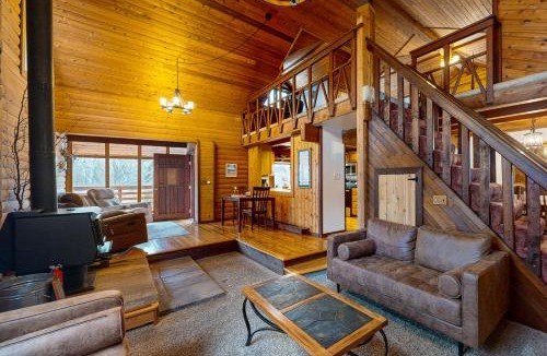 Eagle River House | Eagle River Retreat
