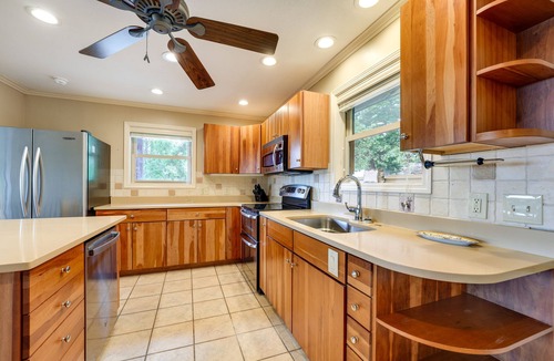 Eagle Rock House | Eagle Rock Gem on Table Rock Lake w/Decks & Grill
