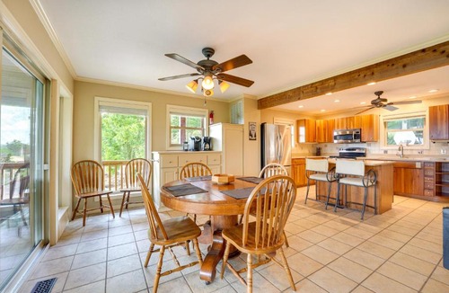 Eagle Rock House | Eagle Rock Gem on Table Rock Lake w/Decks & Grill