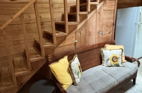 Caddo Gap Cabin | Eagle’s Nest Cabin Private Forest Stay; Limited April Dates
