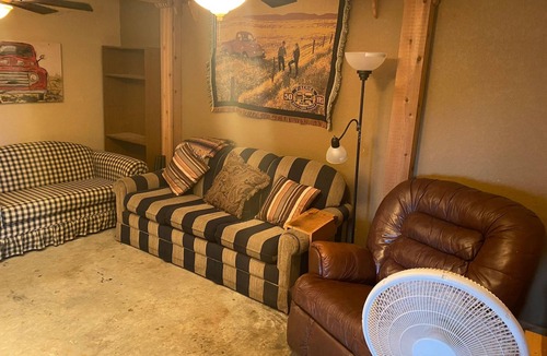 Gordonville House | Eagle’s Nest Lodging