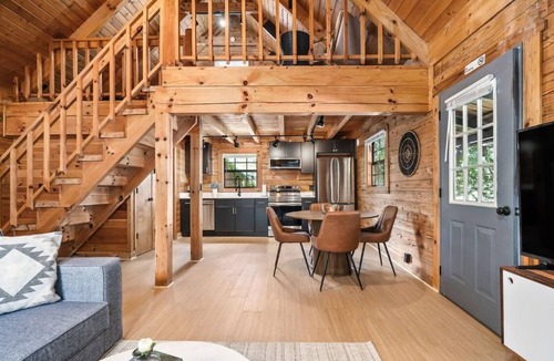 Allons Cabin | Eagle's Perch Cabin 13 with Loft - One bed in loft, sleeper sofa and full kitchen