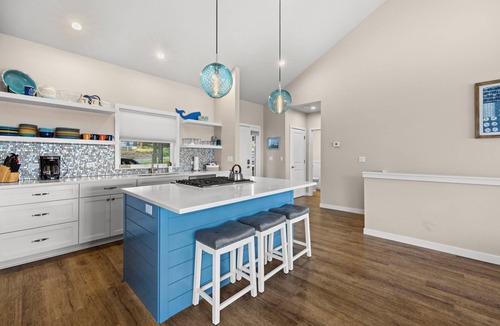 Pacific City House | Eagle's View - Luxury townhome. Amazing views.