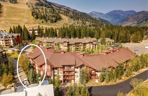Salt Lake Mountain Resorts Apartment | Eagle Springs East 206: White Fir Suite
