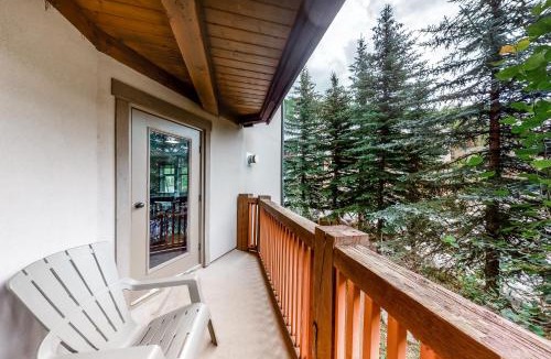 Salt Lake Mountain Resorts Apartment | Eagle Springs East 206: White Fir Suite