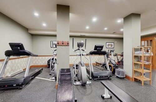 Salt Lake Mountain Resorts Apartment | Eagle Springs East 302: Boxelder Suite