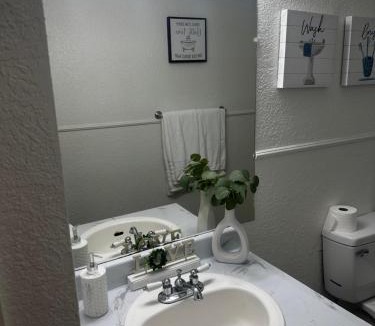 Eagle Pass Apartment | Eagle Stay 5