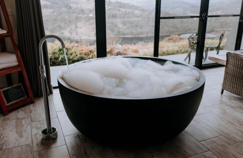 Rydal Hotel | Eagle View Escape