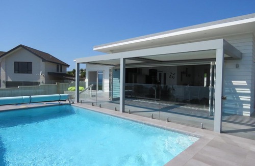 Cable Bay House | Eagle View