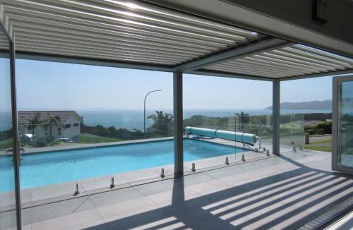 Cable Bay House | Eagle View