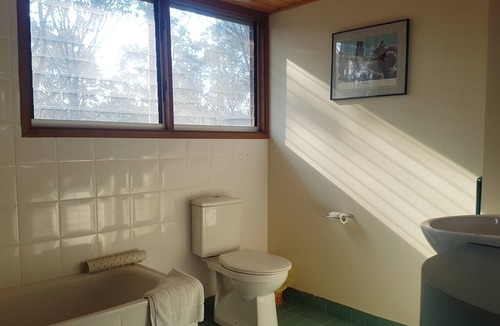 Lambs Valley House | Eaglemont Country Retreat