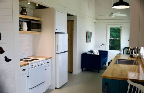 Eastport House | Eagles Bluff Cottage