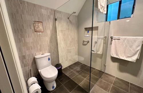 Vacy Cabin | Eagles Eyrie Spa Lodge