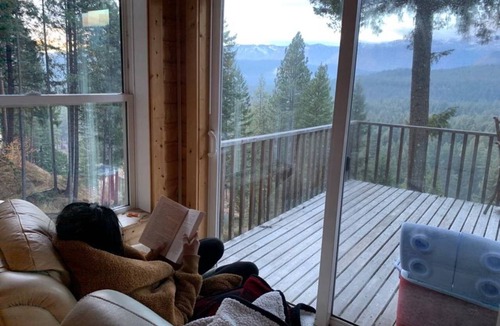 Leavenworth Cabin | "Eagles Nest Cabin" REMOTE ESCAPE AWAY FROM EVERYTHING!