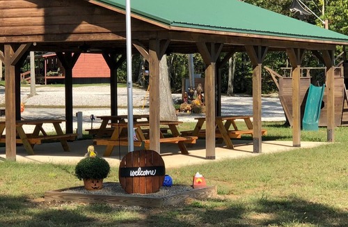 Westphalia Cabin | Eagles Nest Camping Bee Hunter Cabin