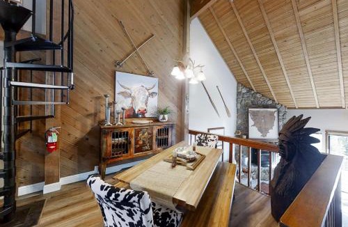 Lakeshore Apartment | Eagles Nest Condo #88