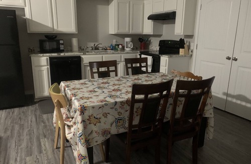 Clarksville Apartment | Eagles nest D near UOfO