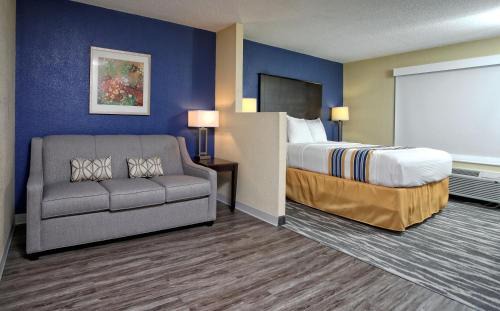 Statesboro Hotel | Eagles Nest Inn