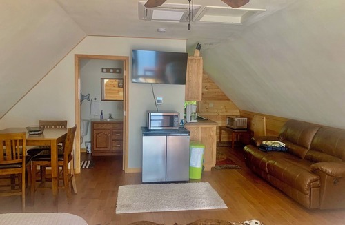 De Soto Cabin | Eagles Nest- River View Cabin