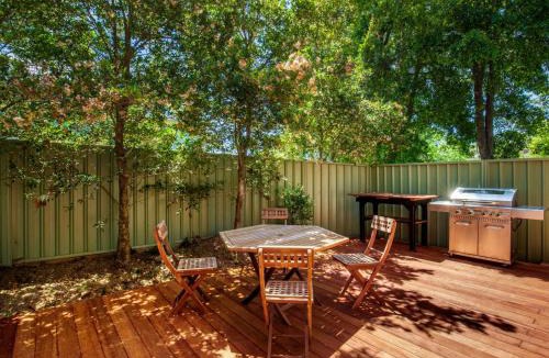 Callala Bay House | Eagles Point I Water Views I Pet Friendly