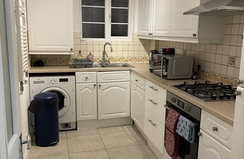 Ealing Apartment | Ealing Broadway 2 Bedrooms Apartment