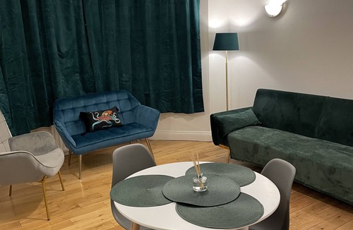 Ealing Apartment | Ealing Broadway 2 Bedrooms Apartment