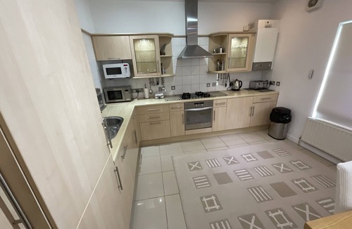 Crewe Apartment | Earle House Serviced Apartments