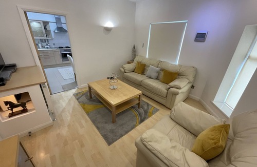 Crewe Apartment | Earle House Serviced Apartments