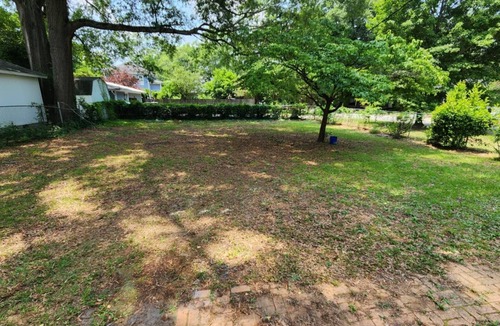 Earlewood House | Earlewood 2 bed 1 bath duplex