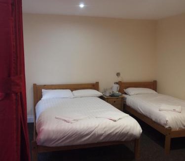 Earl's Court Hotel | Earls Court Garden Hotel