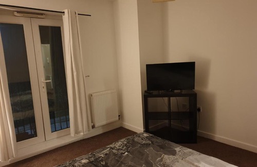 Ainley Top Apartment | Early Knights Accommodation Huddersfield