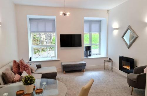 Sutton-in-Craven Apartment | Early Knights Accommodation Steeton