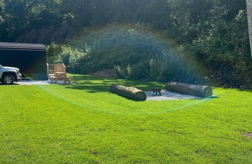 Abercwmboi Cabin | Earth Pod 2 (Pet Friendly)