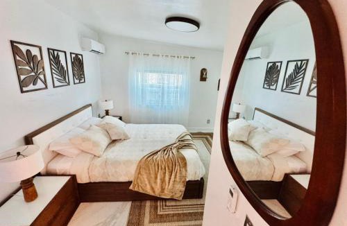 West Little Havana House | Earth-Toned Escape, Stylish Stay