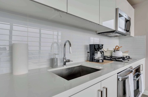 Connaught Apartment | Earthlight Golden Hour Corner