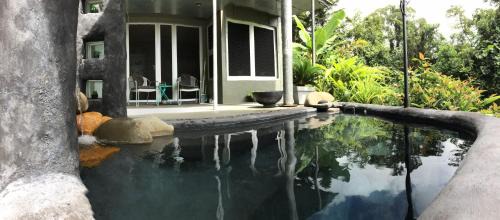 Cow Bay Villa | Earthship Daintree