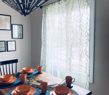 Wheaton House | Earthy Hobbit Jungle with Privacy & Serenity